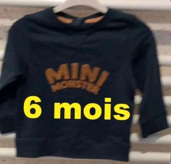 Tee shirt manche longue bleu marine  imprimé  moutarde Kiabi  Taille 6 mois