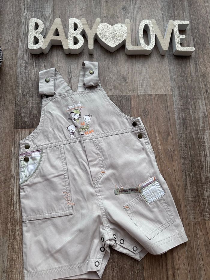 - Salopette short - 6 mois - Très bon état