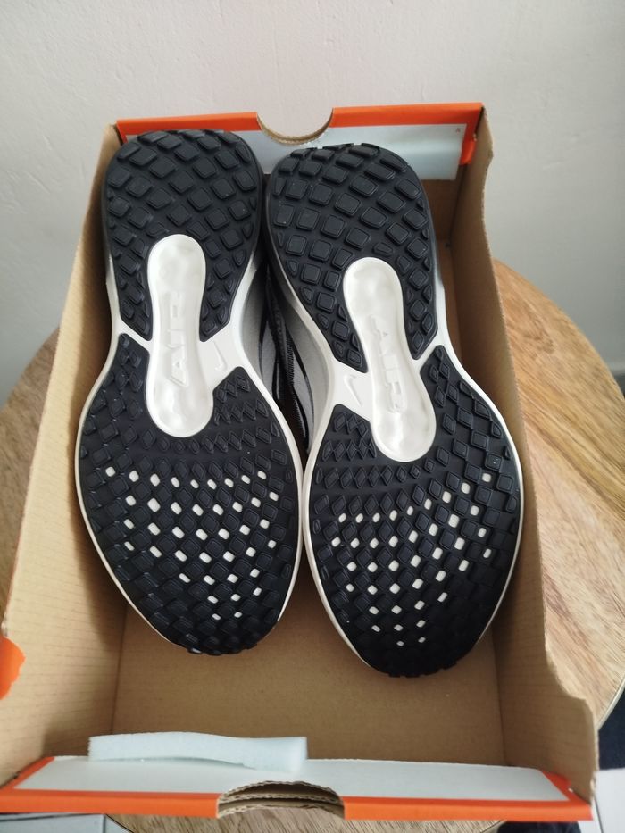 Baskets Nike T 40 - photo numéro 8