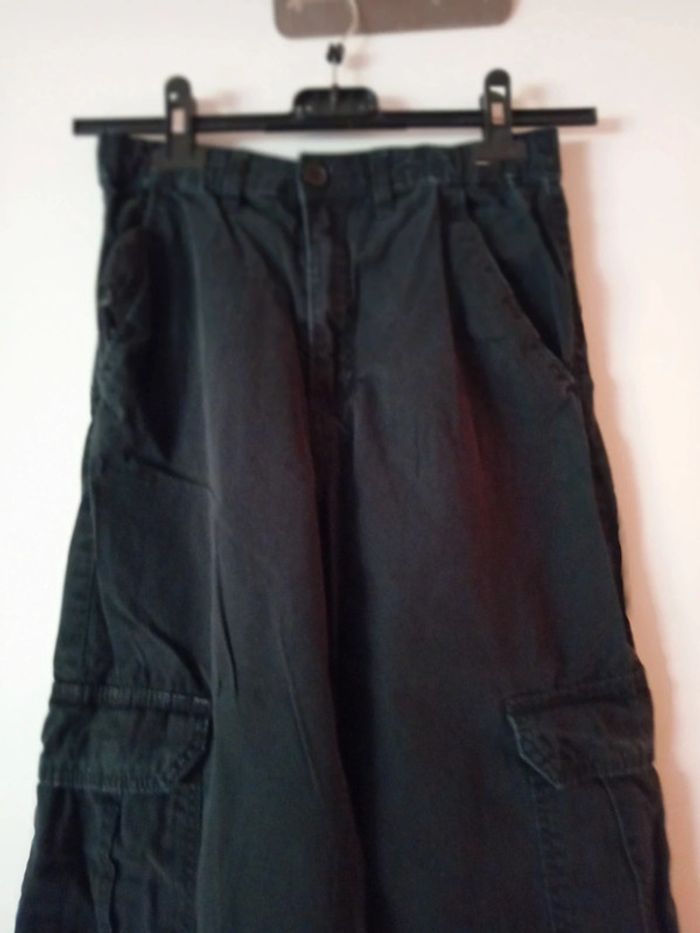 Beau cargo noir. H&M. TBE. 11 ans - photo numéro 3