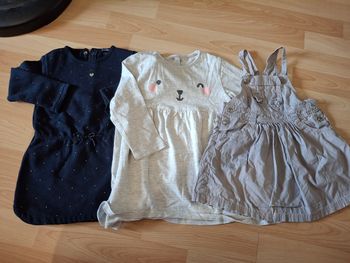 Lot 3 robes