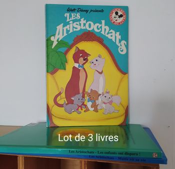 Lot de 3 livres enfant : Club du livre Mickey - Les Aristochats 
