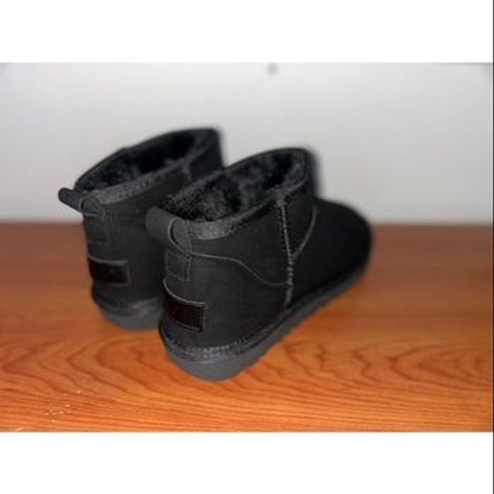 Ugg Classic mini - photo numéro 2