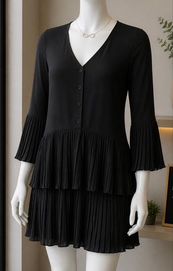 Robe courte noir asymétrique 🌸 TU