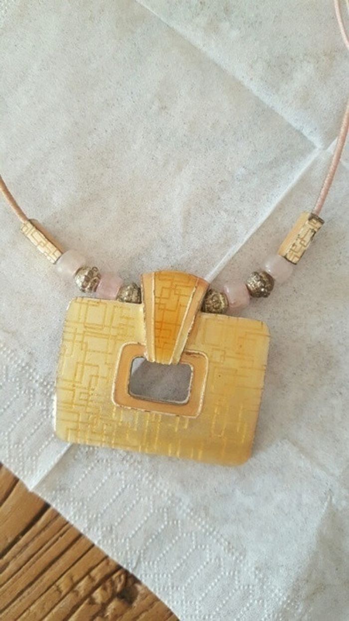 Collier - photo numéro 2