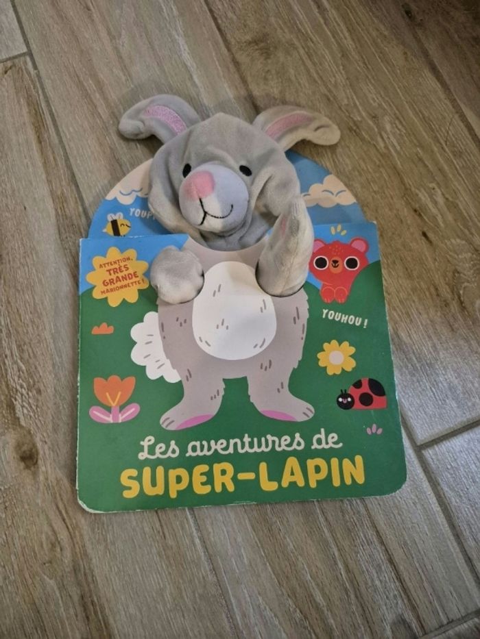 Livre marionnette lapin