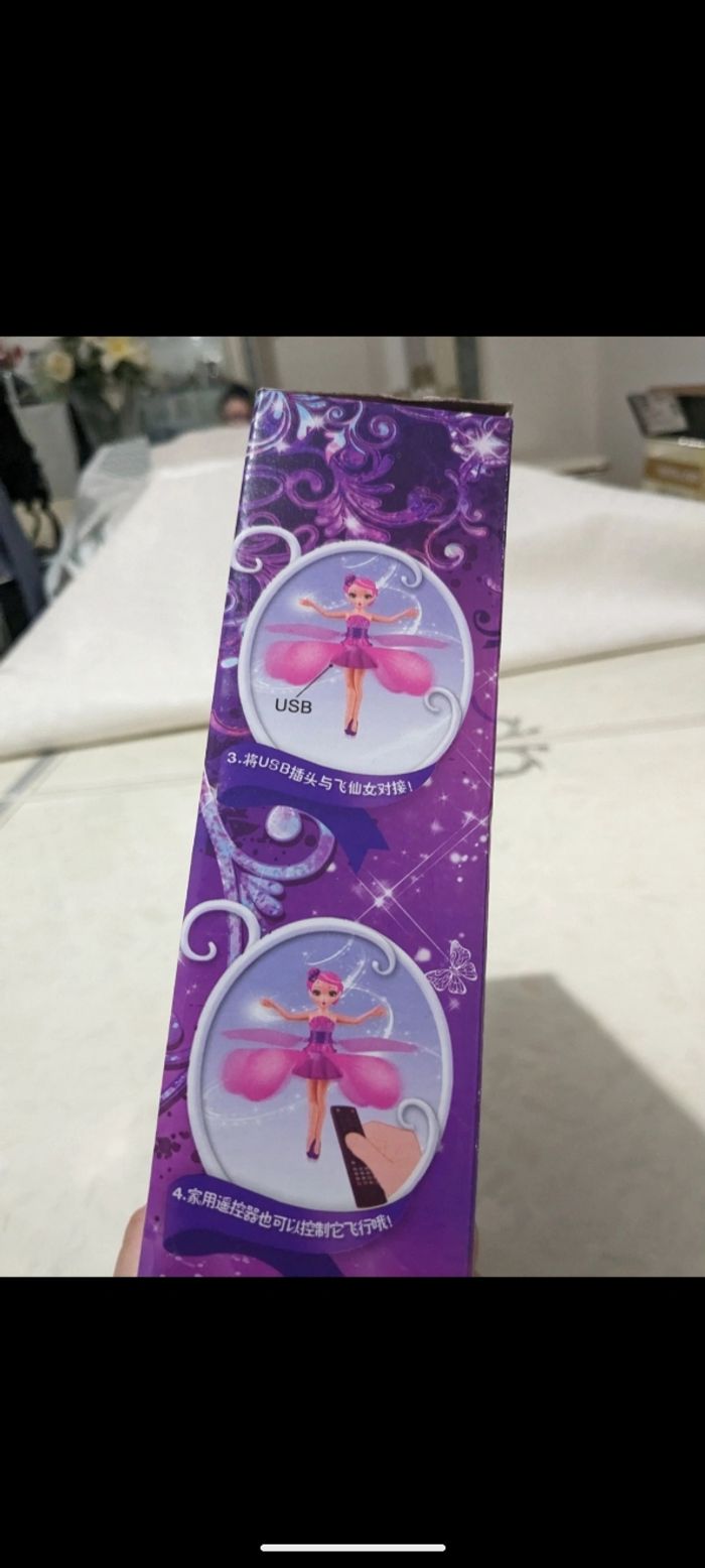 Jolie poupée fée volante  Beauty. - photo numéro 9