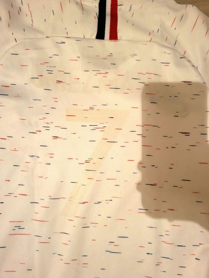 Tenue de foot 10 ans - photo numéro 3