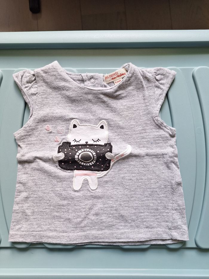 Tee-shirt taille 6 mois du pareil au même