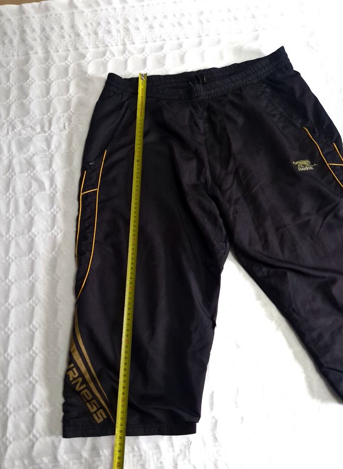 Pantalon court / pantacourt  / survêtement  , homme Airness  , taille L - photo numéro 5