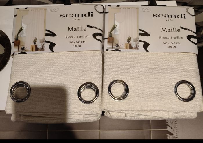 Rideaux à œillets maille crème neufs