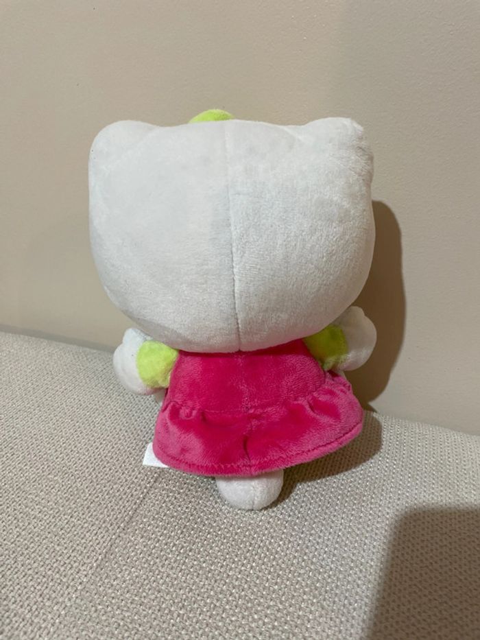 Peluche Hello Kitty 23 cm - photo numéro 2