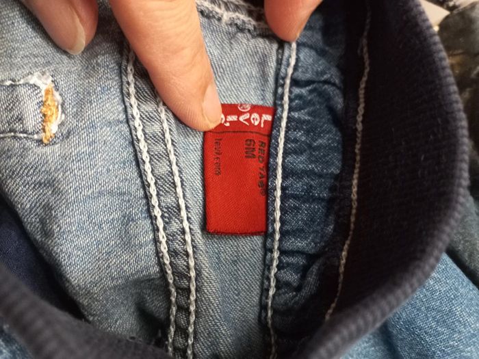 Jean Levis bleu excellent état taille 6 mois - photo numéro 7