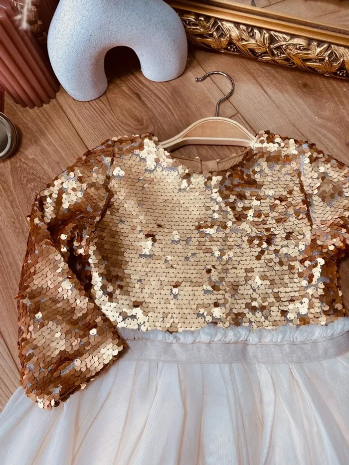 Taille 5-6 ans robe longue créateur fille TAO crème et bronze * sequins et tulle * 💐 - photo numéro 2
