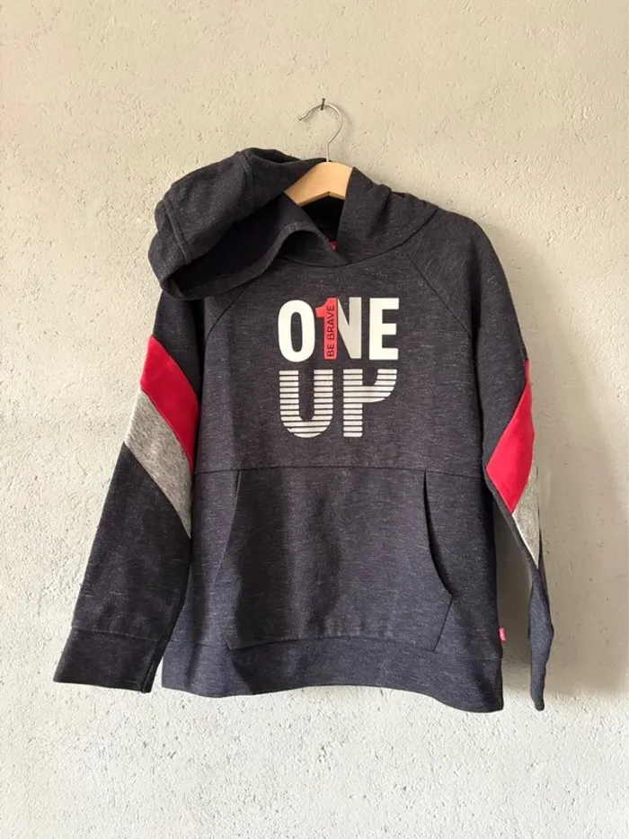 Sweat-shirt Okaidi 8ans 🚗