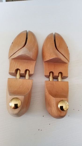 embauchoir chaussures pointure 40 très bon état