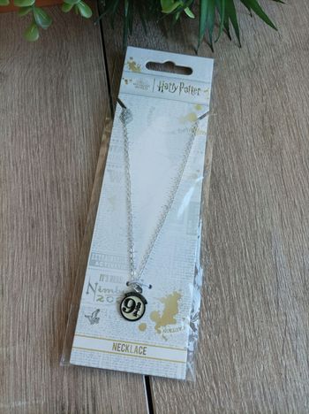 Collier pendentif Harry Potter train 9 3/4