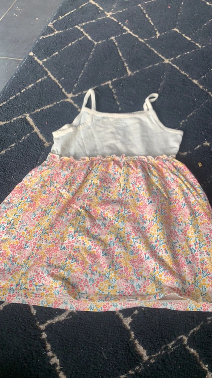 Robe court - photo numéro 2