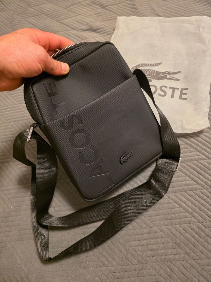 Sac à bandoulière Lacoste - photo numéro 9