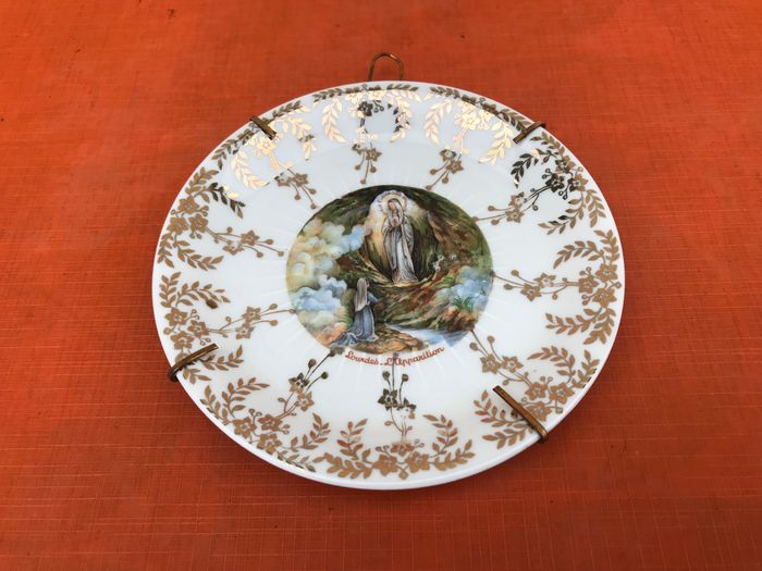 Assiette porcelaine Lourdes L' Apparition Limoges A.L France - photo numéro 6
