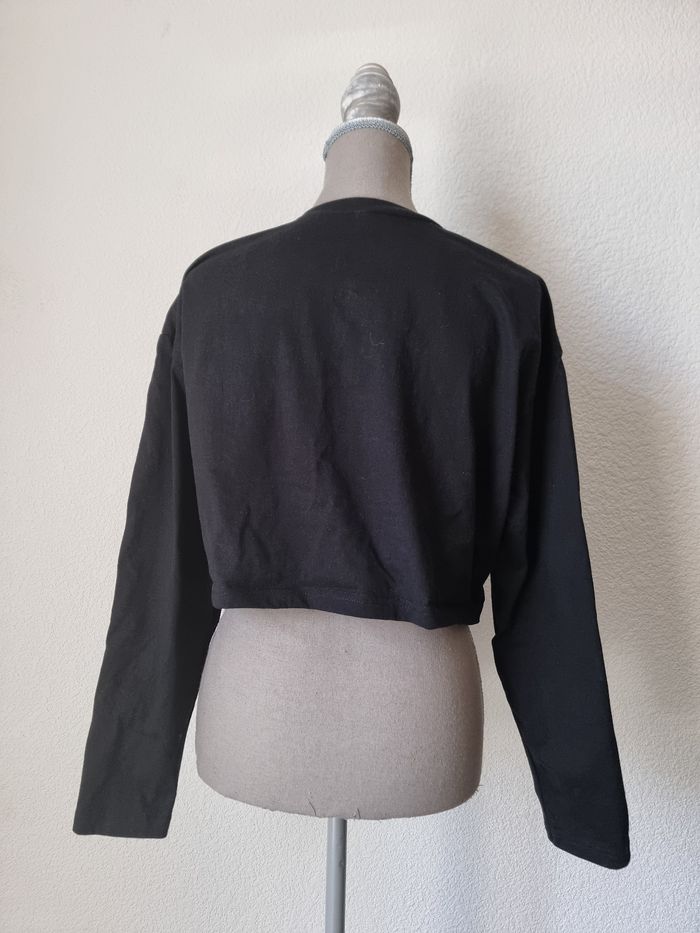 Pull / t-shirt manches longues - photo numéro 2