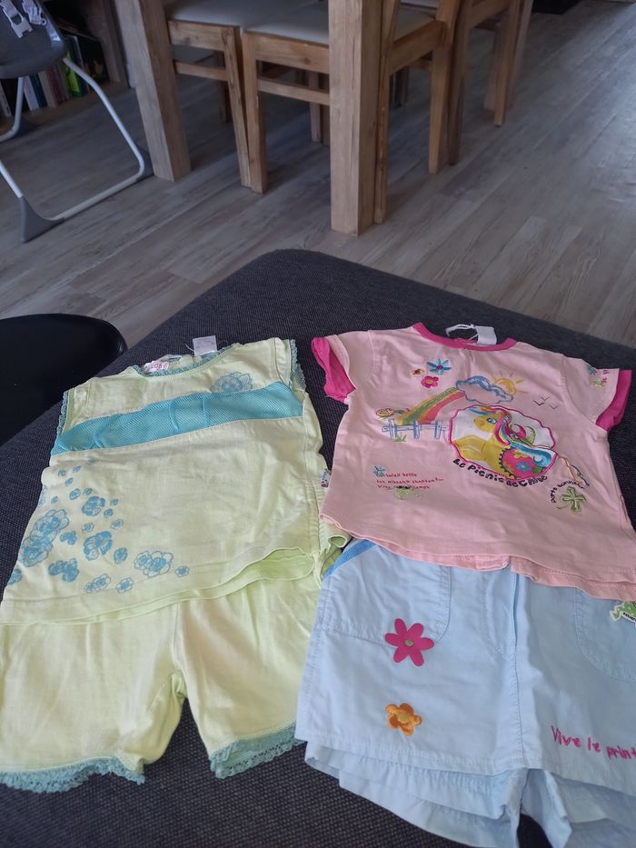 Lot de 2 ensembles.