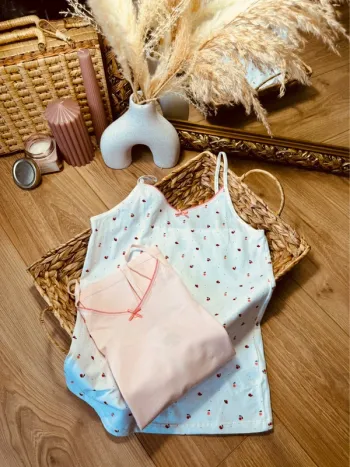 Taille 14 ans lot de 2 maillots de corps fille Kiabi blanc rose Neufs 🩷