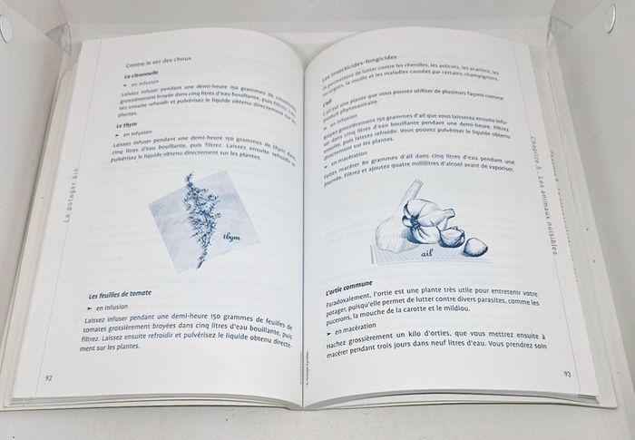 "Le potager bio".
216 pages.
Eyrolles.
ISBN : 978.2.212.54602.6 - photo numéro 5