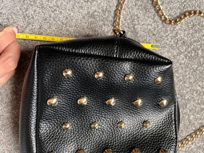 Sac doré et noir - photo numéro 6