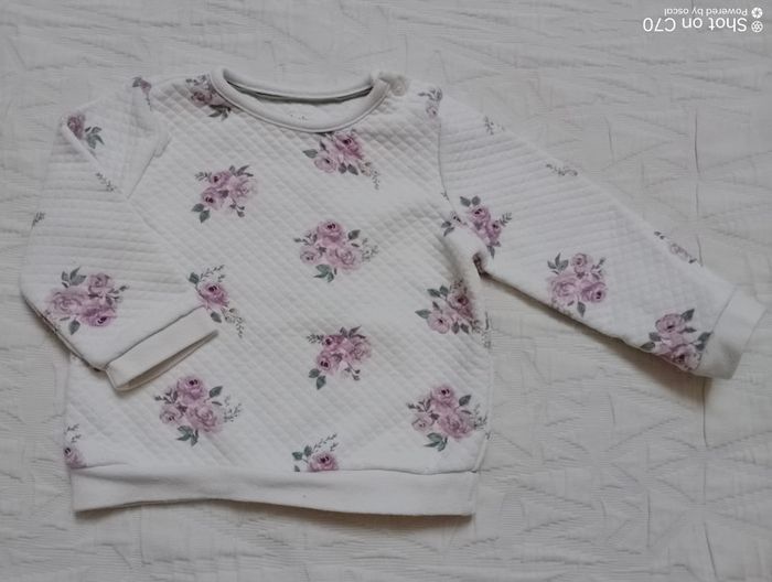 C&A pull sweat 68 cm fleurs