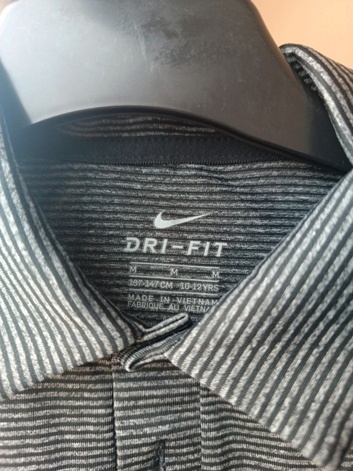 Polo nike - photo numéro 3