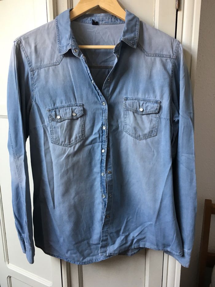 Chemise en jeans à pression