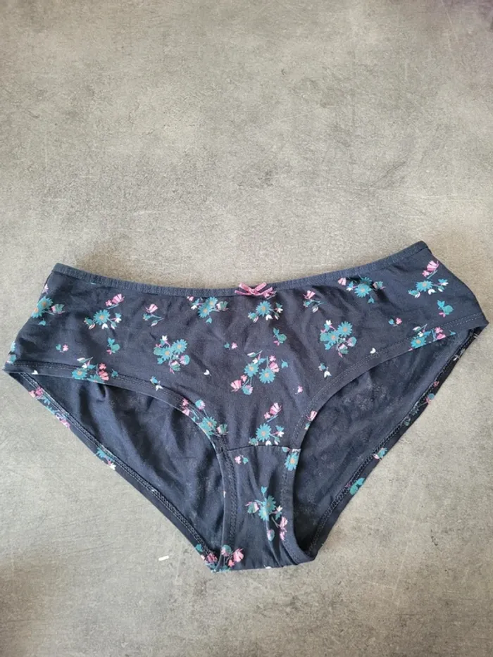 Lot 4 culottes neuves en M - photo numéro 4