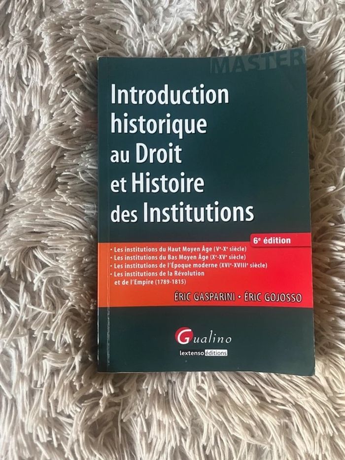 Introduction historique au Droit et Histoire des Institutions Livre de Droit