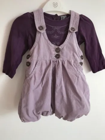 Ensemble robe et t shirt 6 mois tape à l’oeil Très bon état