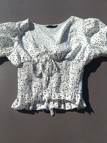 Tee shirt court