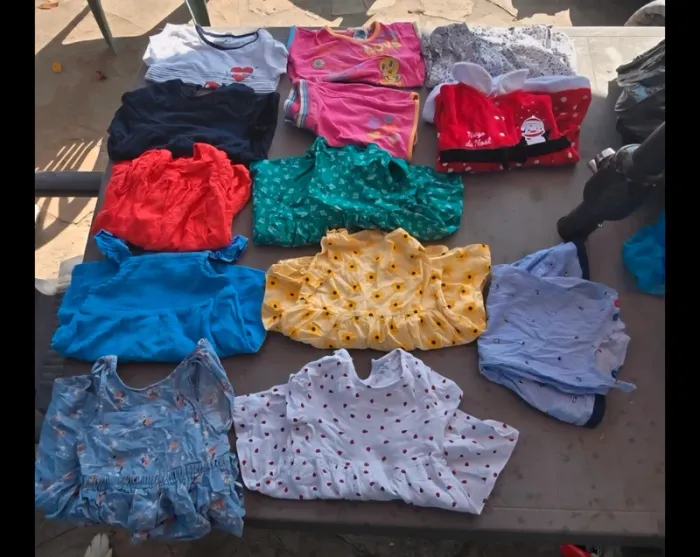 Gros lots de vetement et accessoires 18 mois - photo numéro 2