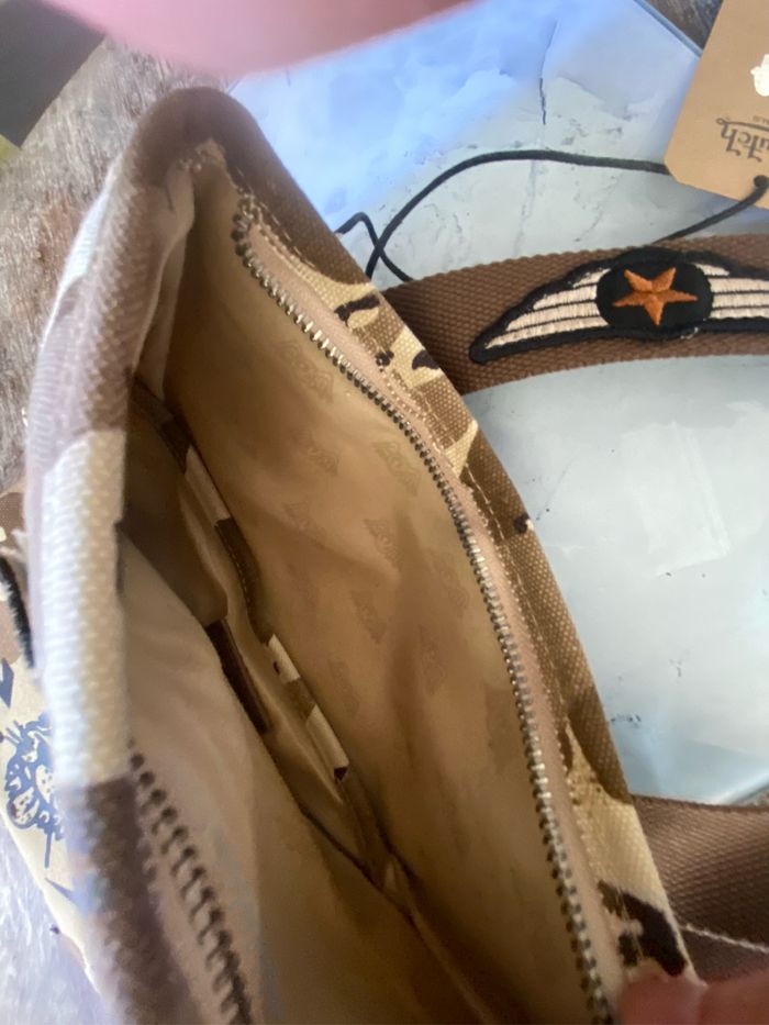 Sac a bandoulière Von Dutch - photo numéro 7