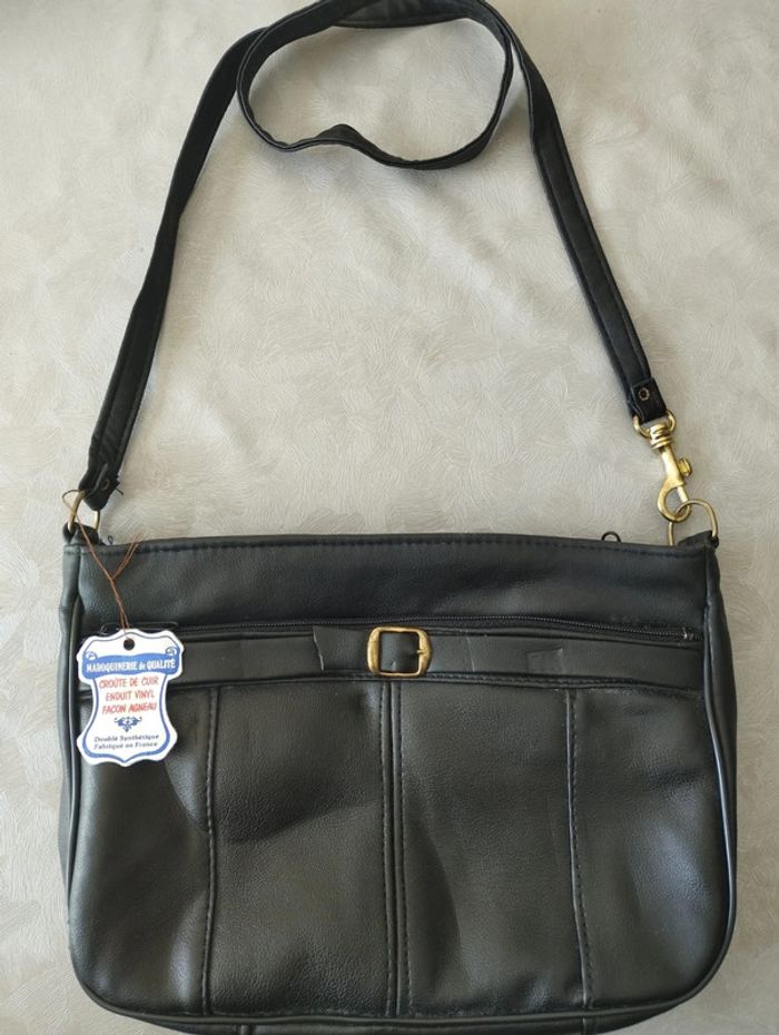 Sac à main vintage en croûte de cuir neuf