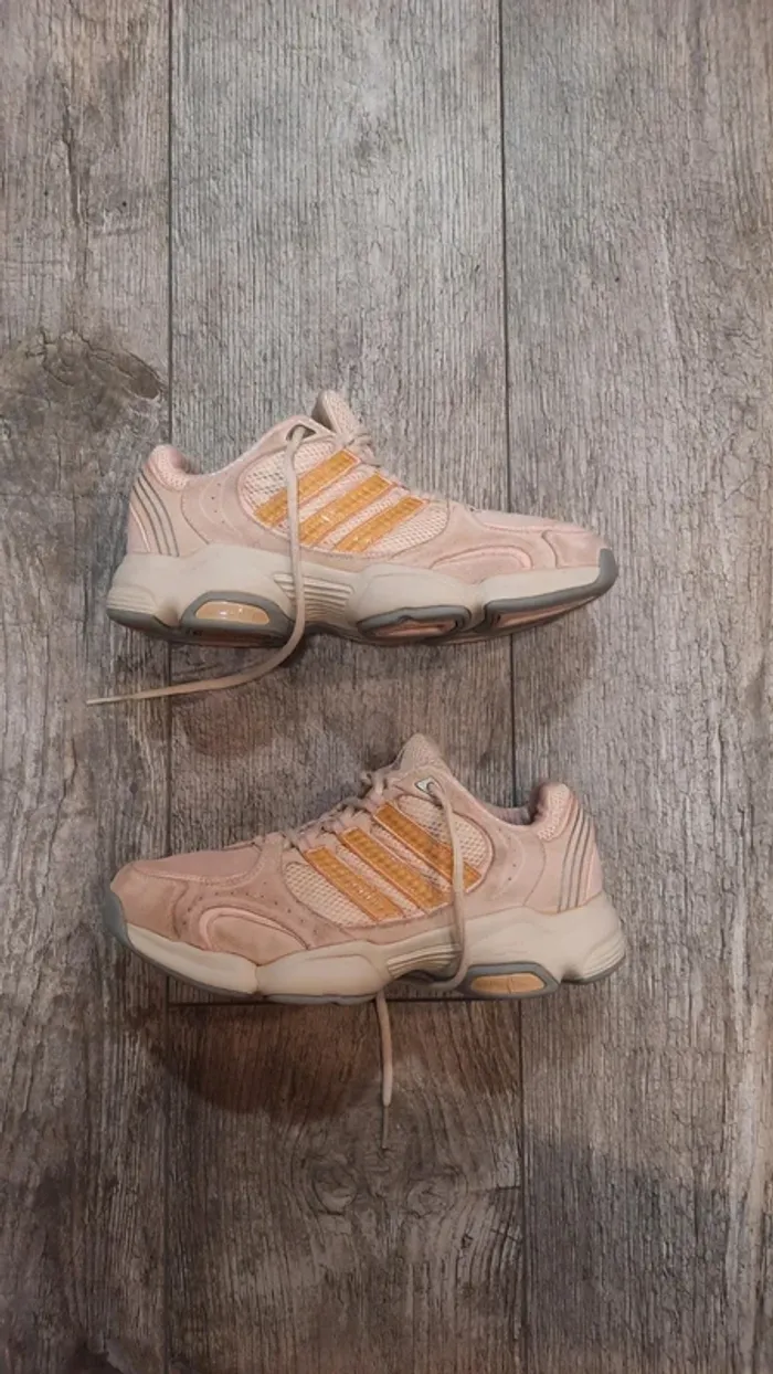 Basket  Femme Adidas adiprene 38