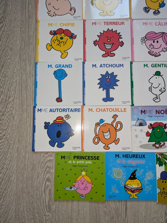 Coffret collector Monsieur Madame et lot 27 de livres - photo numéro 5