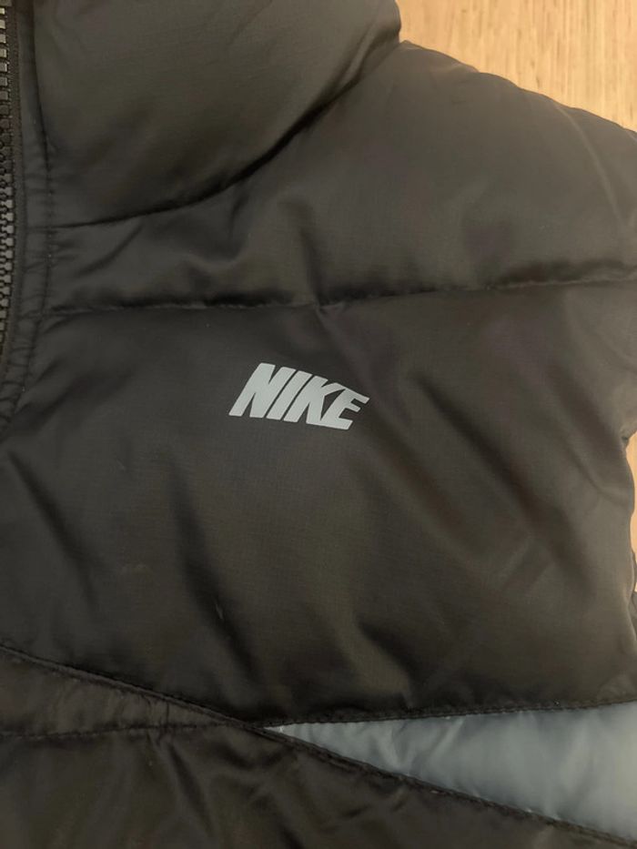 Doudoune sans manche Nike taille S - photo numéro 3