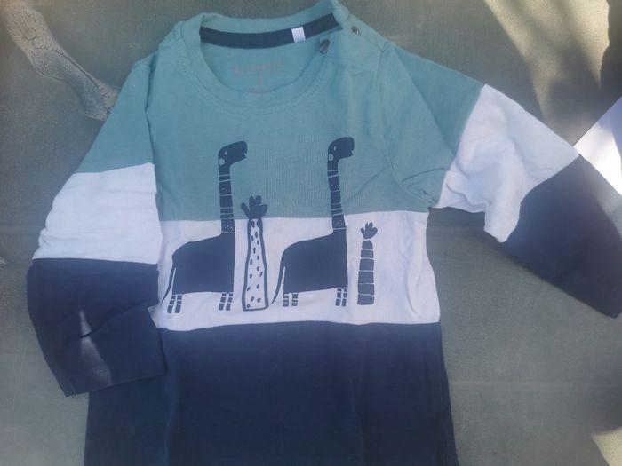 Lot de t-shirt manches longues et courtes