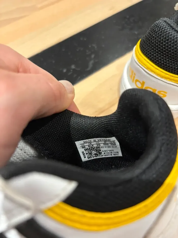 Adidas taille 26 - photo numéro 3