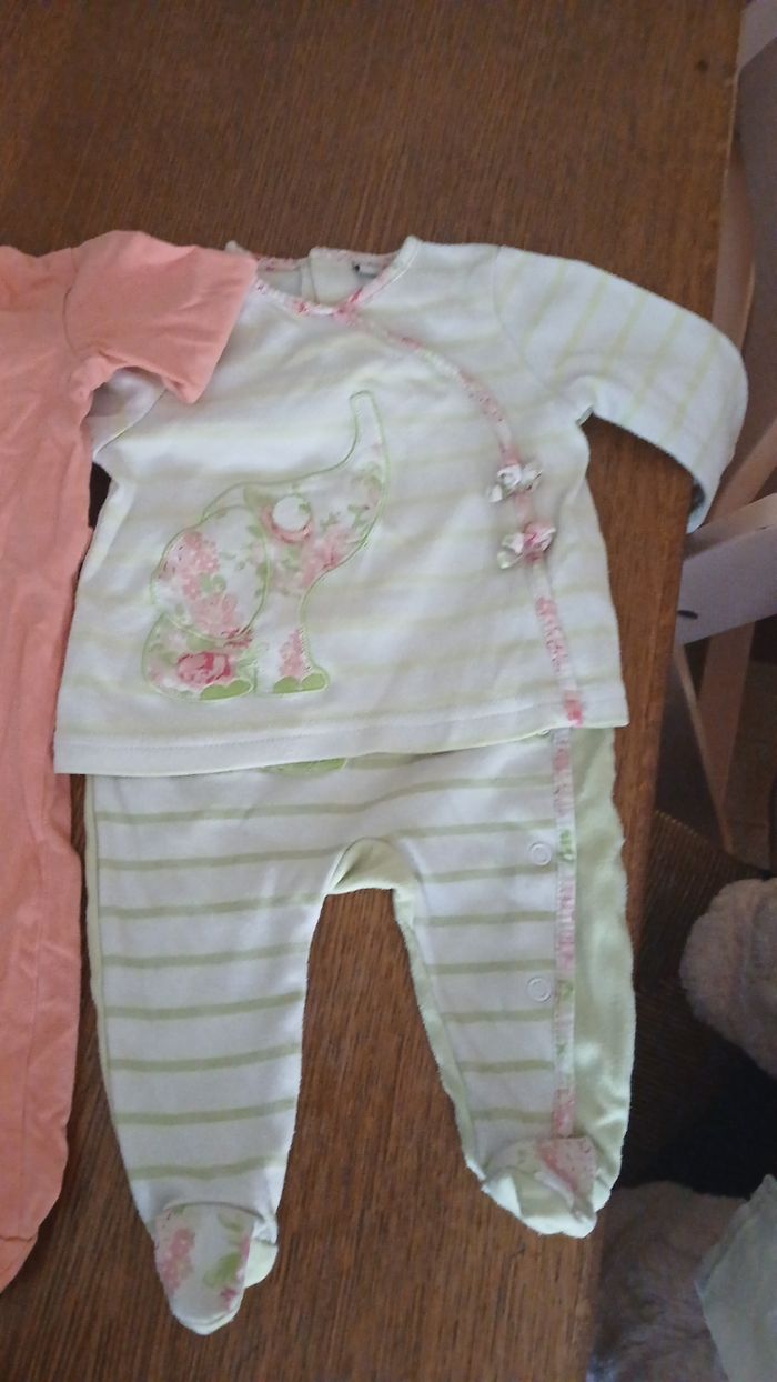 Lot pyjamas fin bébé fille 3mois - photo numéro 3