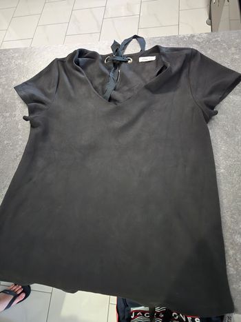 Tee shirt