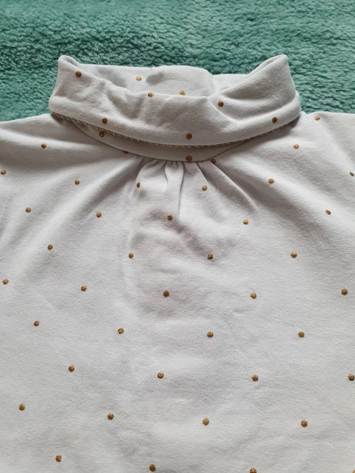 Tres beau sous pull 12 mois - photo numéro 2