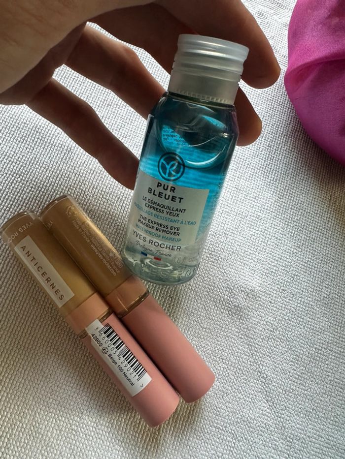 Lot beauté : 2 anti-cernes + 1 démaquillant 50 ml (neuf) - photo numéro 3