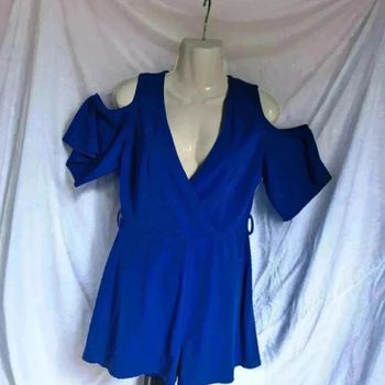 Combi short épaules dénudées bleu🌹 L🌹