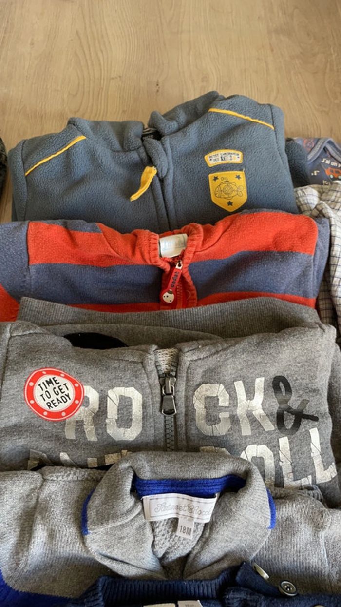 Lot de 20 vêtements en 18 mois - photo numéro 4